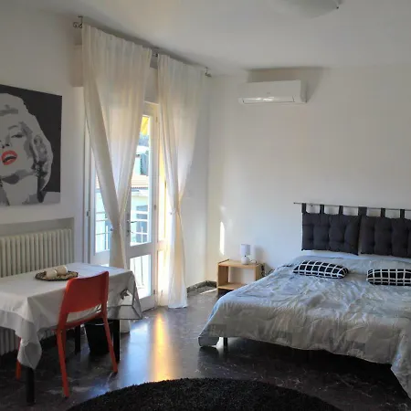 Agli Ospedali בית הארחה *